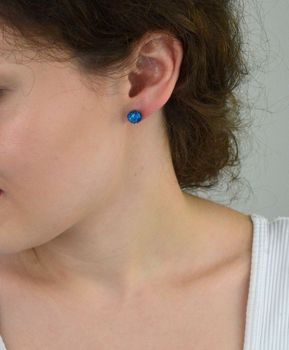 Srebrne kolczyki szkło weneckie opalizujące błękitem Murano 38.  Klasyczna, pięknie mieniąca się w świetle odcieniami błękitu biżuteria może stanowić centralny element  (4).JPG